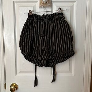 Hollister Ultra High Rise Shorts